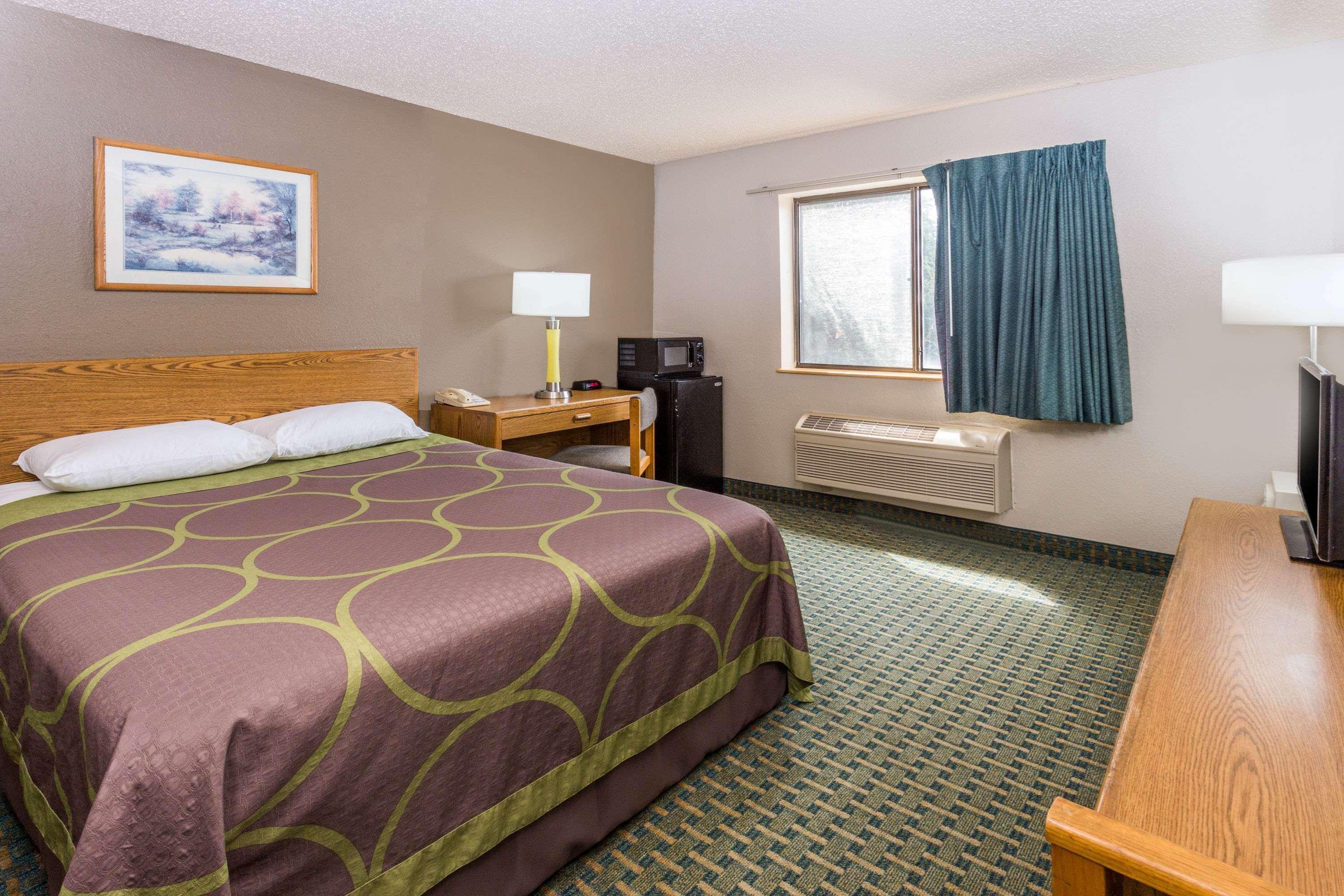 Hotel Super 8 By Wyndham St. Charles Saint Charles Esterno foto