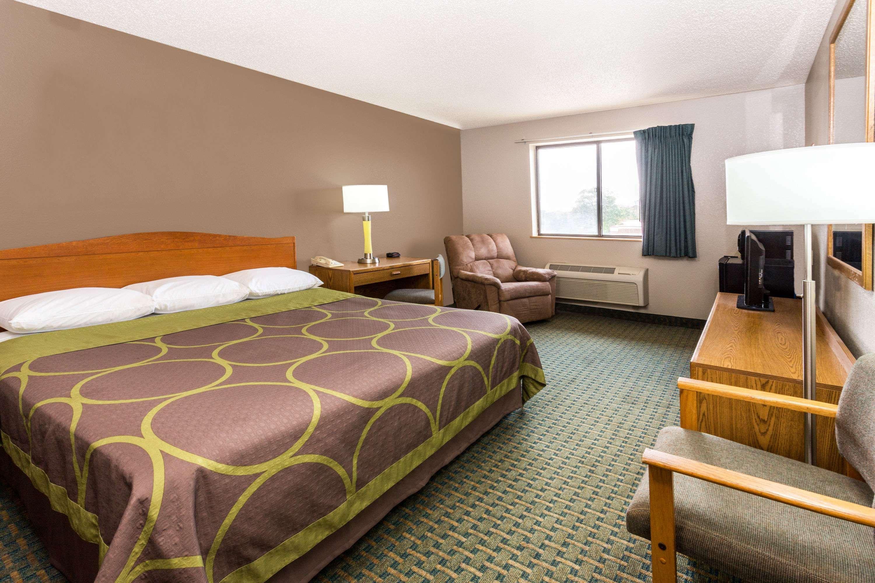 Hotel Super 8 By Wyndham St. Charles Saint Charles Esterno foto