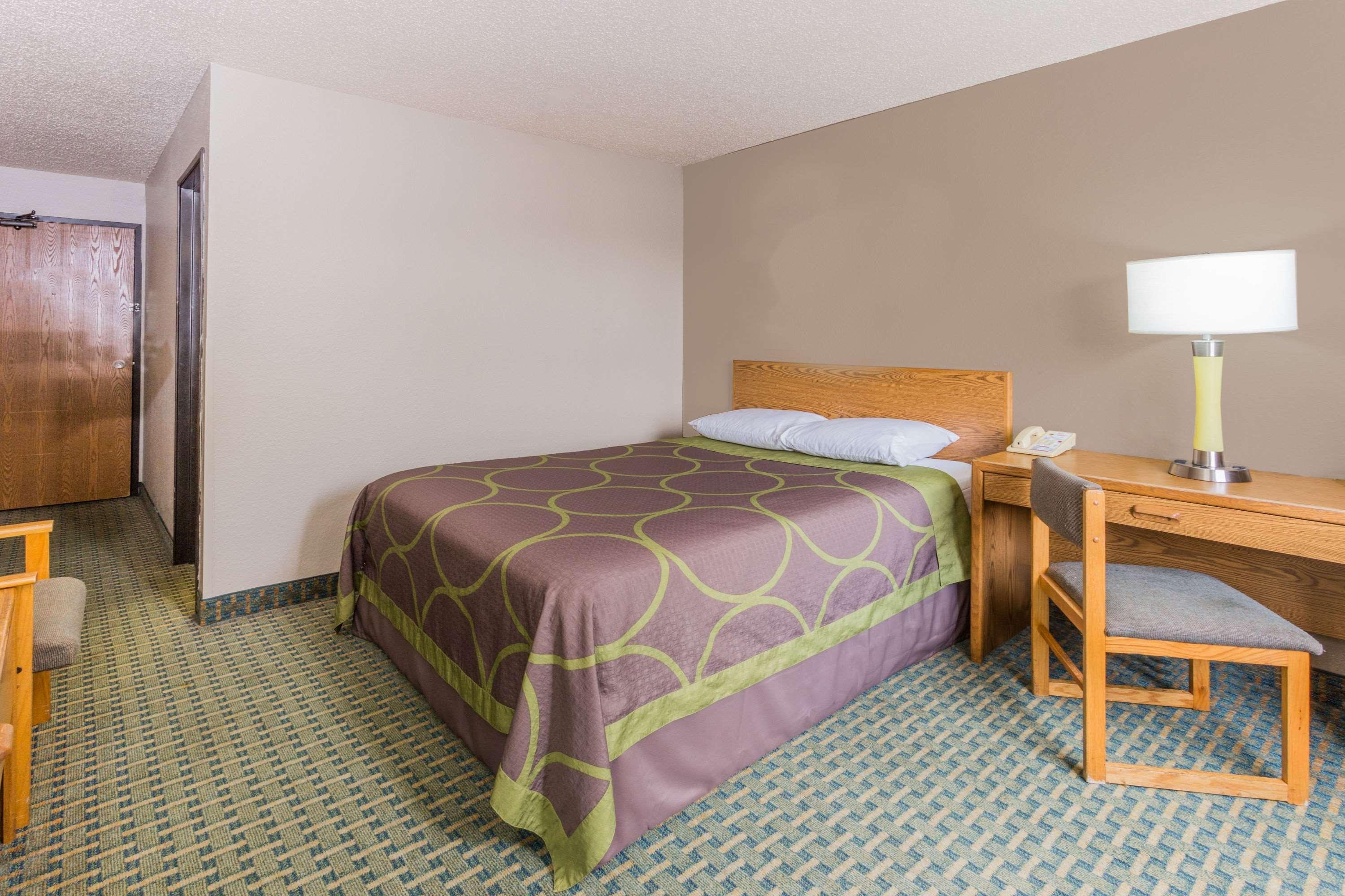 Hotel Super 8 By Wyndham St. Charles Saint Charles Esterno foto